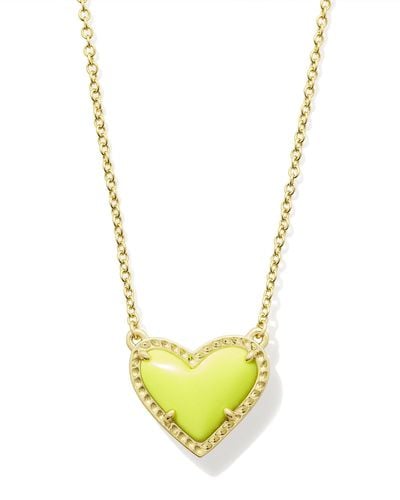 Kendra Scott Ari Heart Gold Short Pendant Necklace - Metallic