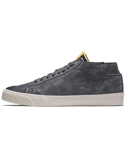 Sb zoom blazer chukka black cheap gum