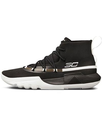 Curry hot sale 3zer0 ii