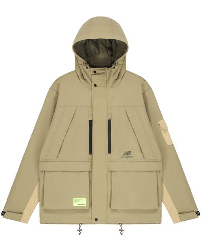 New Balance Multiple Pockets Woven Hooded Jacket - Green