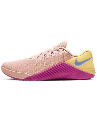 Nike Metcon 5 Shoes for Women - Up to 20% off | Lyst