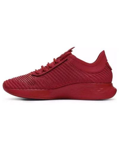 New Balance Fresh Foam Roav Fusion Sneakers - Red