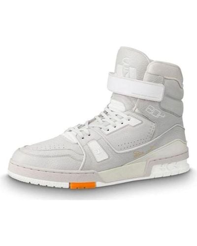 Louis Vuitton Lv Sneaker Sports Shoes Gray - White