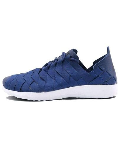 Nike Juvenate Woven Low-top Running Shoes - Blue
