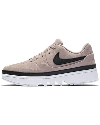 Nike 1 Jester Xx Low Laced - Brown