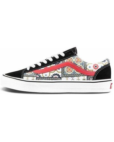 Vans Style 36 Moroccan Tile Check Skate Shoes - White