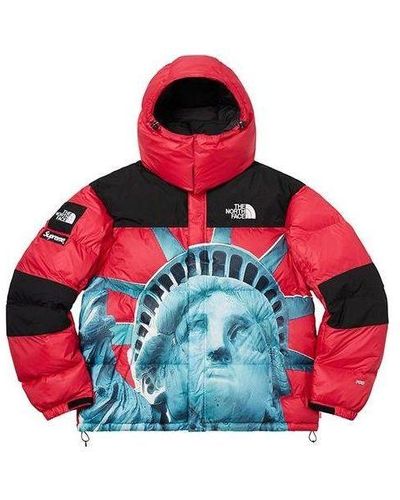 Supreme X The North Face Statue Of Liberty Mountain Jacket - Red