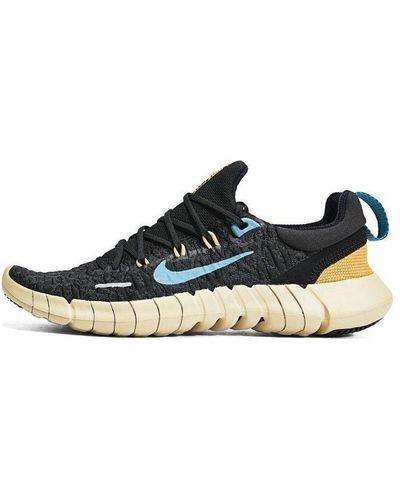 Nike Free Run Shoes for Women - Up to 64% off | Lyst