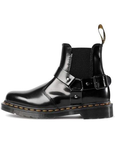 Dr. Martens Wincox Leather Chelsea Boots - Black