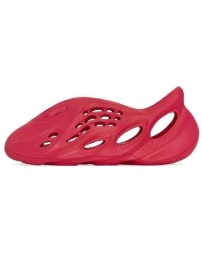 adidas Yeezy Foam Runner - Red