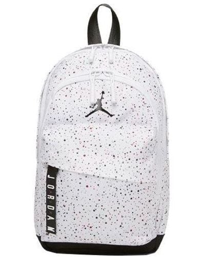 Nike Athletic Zipper Opening Adjustable Strap Schoolbag Backpack - White