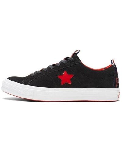 Converse Hello Kitty X One Star Low Top - Red