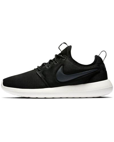 Nike Roshe Two Sneakers for Women - Up to 33% off | Lyst