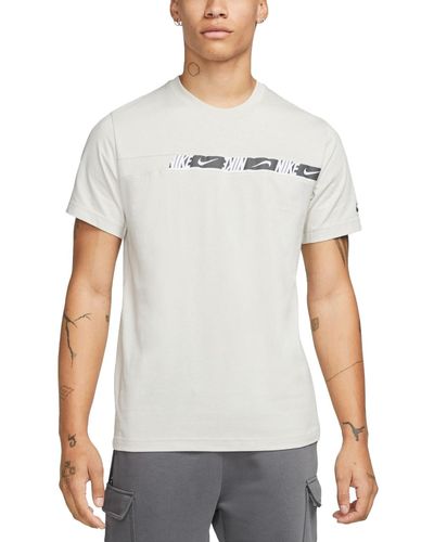Nike T-Shirt Sportswear Repeat Tee - Weiß