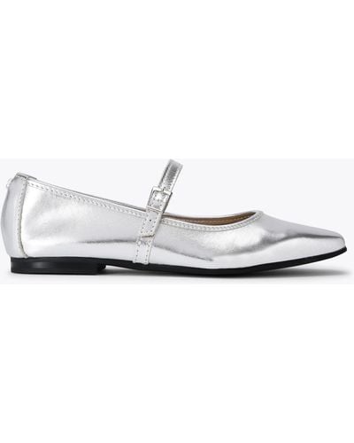 Carvela Kurt Geiger Carvela Flats Silver Leather May - White