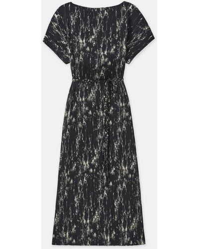 Lafayette 148 New York Plus-size Shadow Print Recycled Satin Plissé Dolman Dress - Black