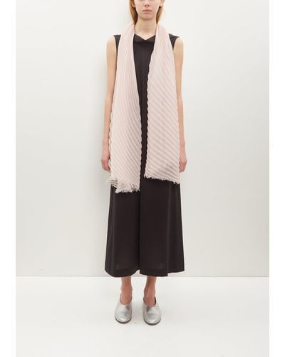 Issey Miyake Feather Ramie Pleats Stole - Natural