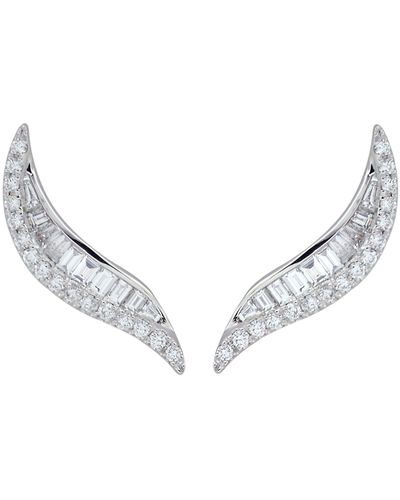 Kavant & Sharart 'talay' Diamond 18k White Gold Wave Stud Earrings - Metallic