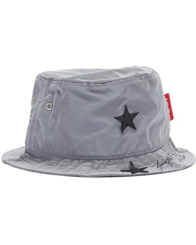SMFK X R!ch 'gemini' Star Appliqué Reflective Bucket Hat - Gray