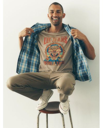 Lee Jeans Mens World Tour Tiger Graphic T-shirt - Blue