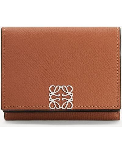 Loewe Women's Anagram Leather Six Card Trifold Wallet - Brown