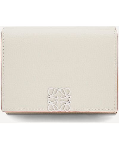 Loewe Women's Anagram Leather Six Card Trifold Wallet - Natural
