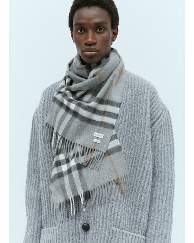 Burberry The Classic Check Cashmere Scarf - Blue