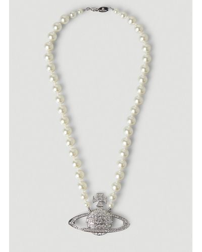 Vivienne Westwood Bas Relief Pearl Necklace - White