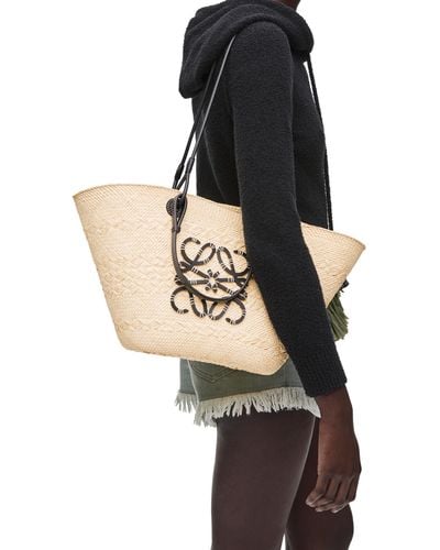 Loewe Paula's Ibiza Anagram Small Iraca Palm And Leather Basket Bag - Natural