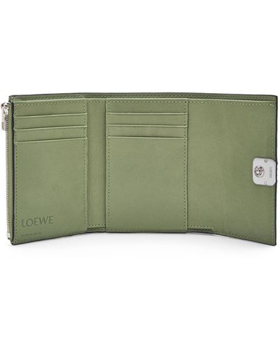 Loewe Small Leather Anagram Vertical Wallet - Green