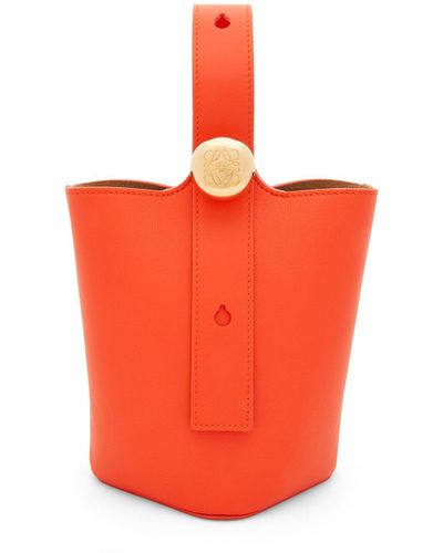 Loewe Mini Pebble Bucket Bag In Mellow Calfskin - Orange