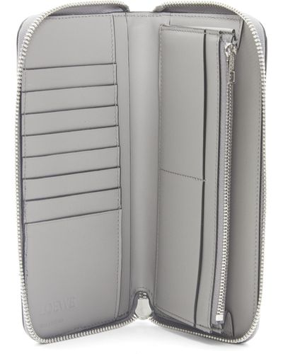 Loewe Luxury Puzzle Zipped Open Wallet In Classic Calfskin - Gray
