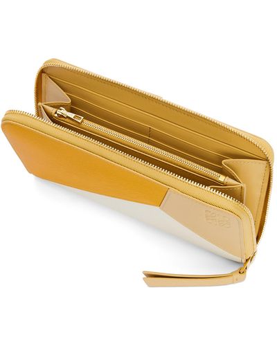 Loewe Luxury Puzzle Zip Around Wallet In Classic Calfskin - Metallic