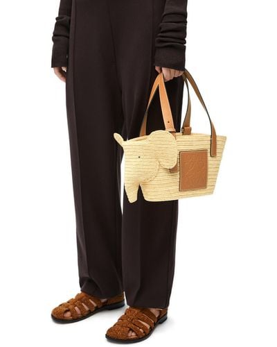 Loewe Luxury Small Elephant Basket Bag In Raffia And Calfskin - Multicolor