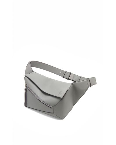 Loewe Small Puzzle Bumbag In Classic Calfskin - Gray