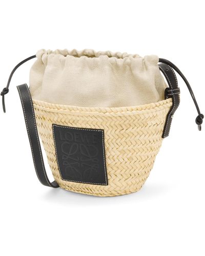 Drawstring bucket bag in palm leaf and calfskin Natural/White - LOEWE
