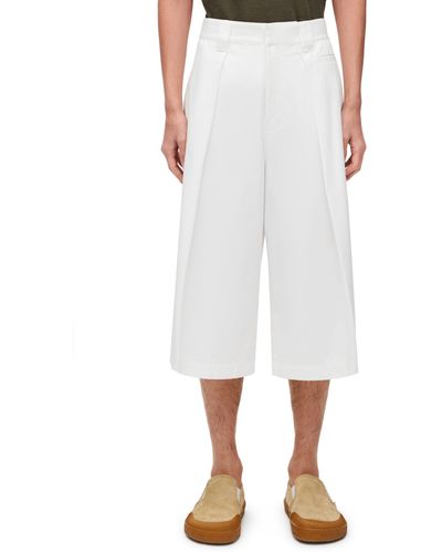 Loewe Luxury Pleated Shorts In Cotton - White