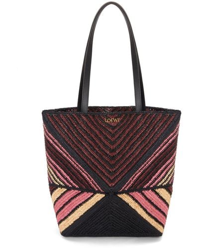 Loewe Puzzle Fold Tote In Raffia - Red