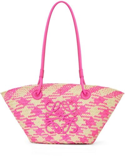 Loewe Small Anagram Basket Bag In Iraca Palm And Calfskin - Pink
