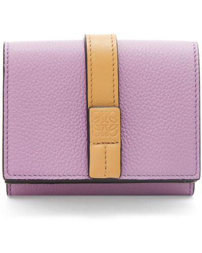 Loewe Luxury Trifold Wallet In Soft Grained Calfskin For - Pink