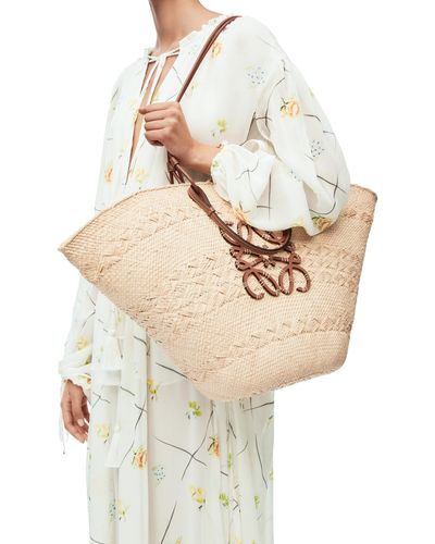 Loewe Basket Bag In Natural White