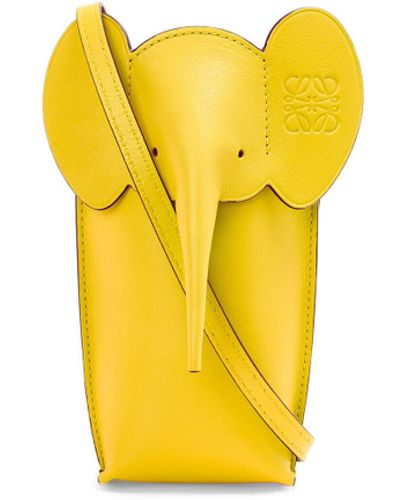 Loewe Luxury Elephant Pocket In Classic Calfskin - Yellow