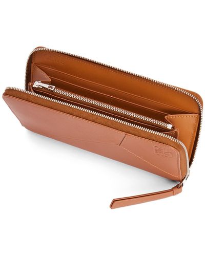 Loewe Luxury Puzzle Zip Around Wallet In Classic Calfskin - Brown
