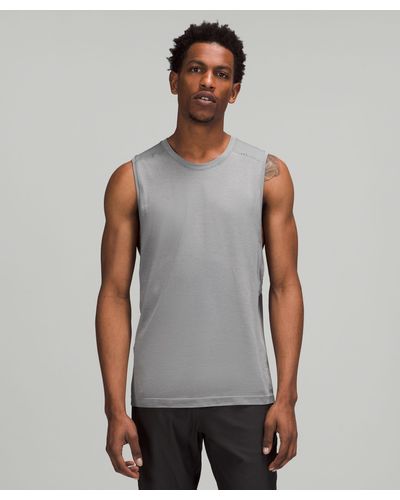 lululemon Metal Vent Tech Sleeveless Shirt 2.0 - Grey