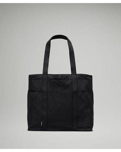lululemon – Daily Multi-Pocket Tote Bag 20L – - Black