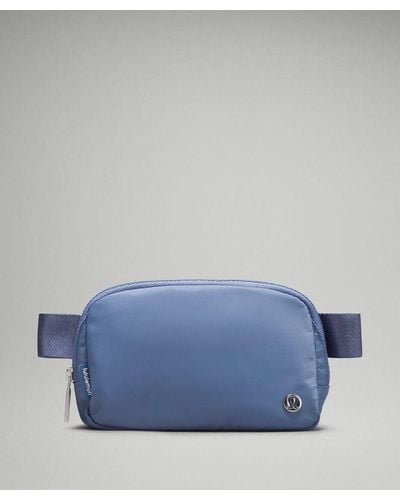 lululemon – Everywhere Belt Bag 1L – - Blue