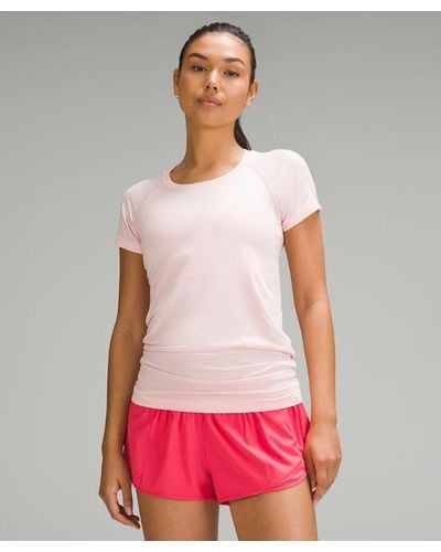 lululemon – Swiftly Tech Short-Sleeve Shirt 2.0 Hip Length – – - Red