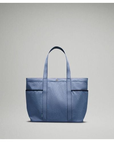 lululemon – Daily Multi-Pocket Tote Bag 20L – - Blue