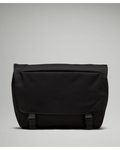 lululemon Commuter Messenger Bag 14l - Colour Black