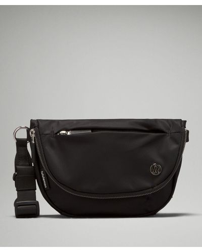 Lululemon athletica Easy Access Crossbody Bag 1.5L